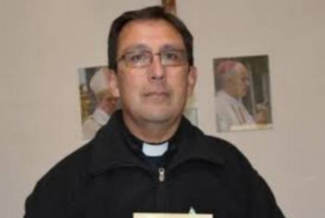 Se conocieron detalles de la carta enviada a Monseor Puggari por el Padre Jose Doumolin por el caso de abusos del cura Moya
