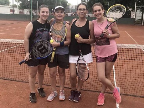 Tenis Torneo de Dobles Femenino en CAS - Campeonas Patricia Gurne y Penlope Echaniz