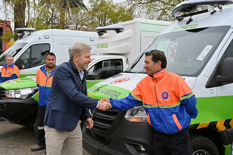 Entre Ros refuerza el sistema de salud con 20 nuevas ambulancias y 10 equipos de telemedicina