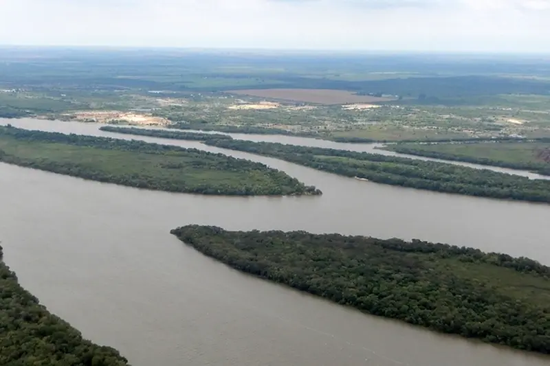 Con mano de obra local concretan mejoras a la infraestructura del Parque Islas y Canales Verdes