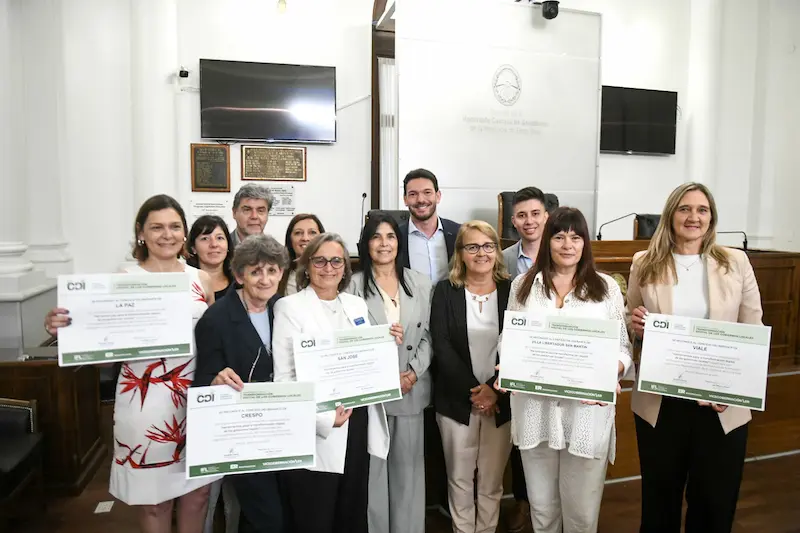 Se entregaron los certificados del programa de Concejos Deliberantes Innovadores