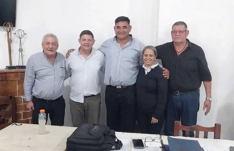 Integrantes de la FEB se reunieron con Mauro Gonz�lez, director de Hospitales de la Provincia