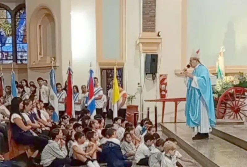 Fiesta de Inmaculada Concepcin: Monseor Martn dijo que Dios quiso contar con Mara y con cada uno de nosotros