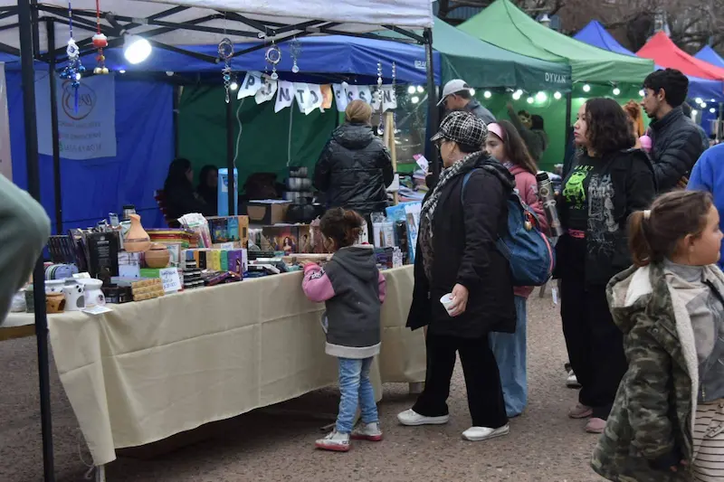 Se extravi� billetera con documentos en plaza Ram�rez