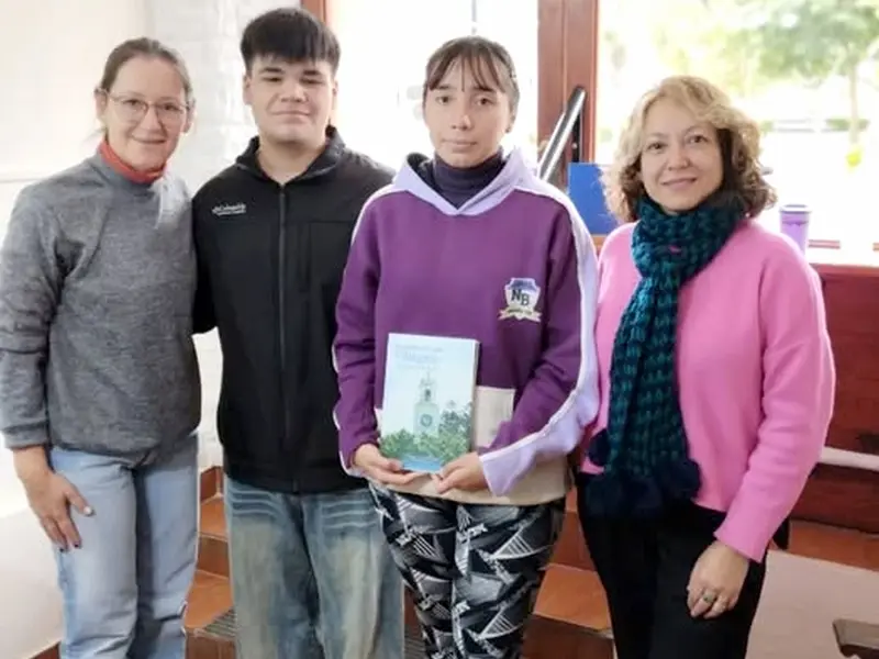 Alumnos de la escuela Norma Bouvet recibieron asesoramiento de la Tec. Laura Godoy 