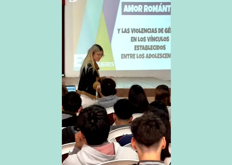 Taller Amor Rom�ntico y Violencias de g�nero en los v�nculos entre adolescentes en Villa Clara