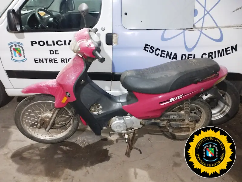Recuperan moto sustra�da 