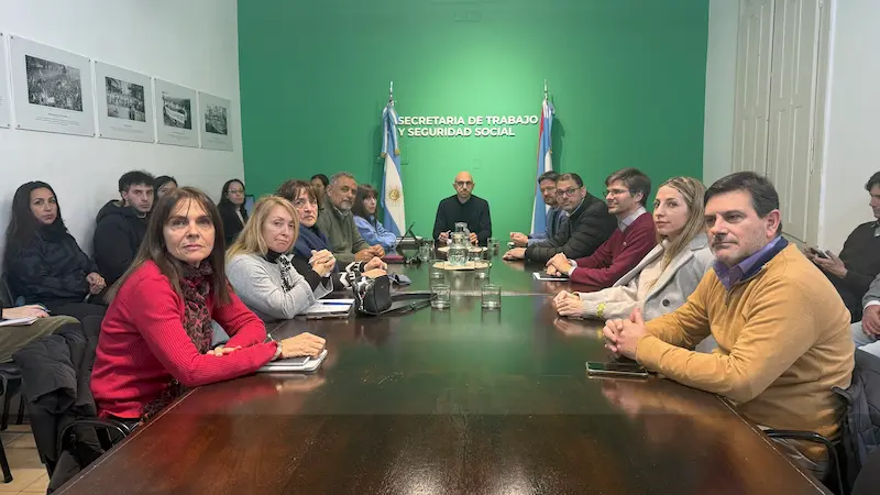Propuesta salarial del gobierno a los gremios estatales y la paritaria pas� a cuarto intermedio