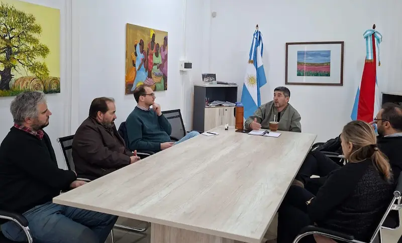El Intendente Fuertes se reuni� con el equipo econ�mico 