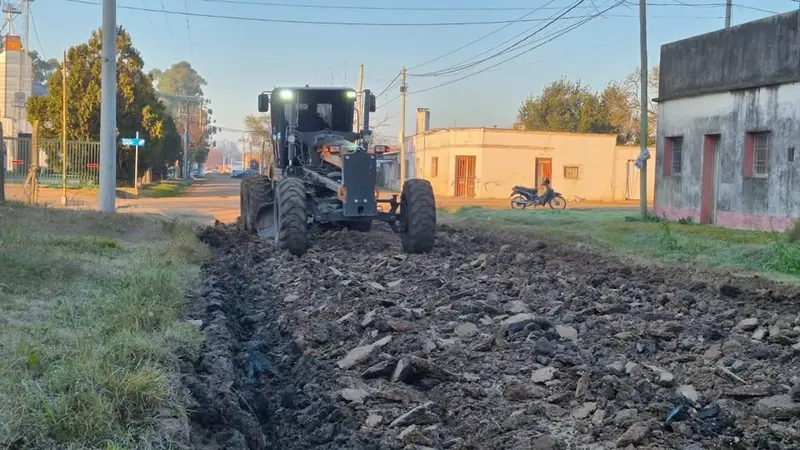 Esta interrumpido el tr�nsito sobre calle Almeida, en el tramo comprendido entre San Luis y Goyena