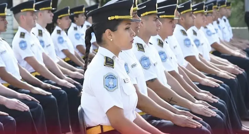 Ingreso a las escuelas de formaci�n policial