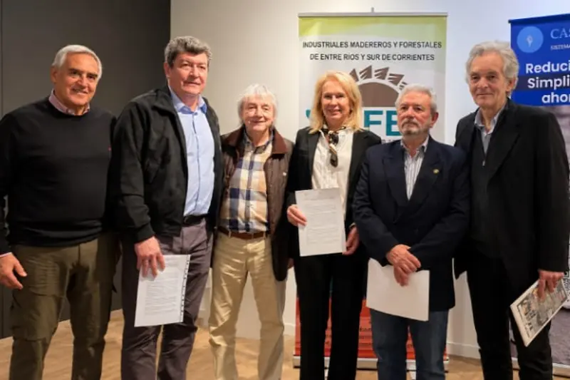 La provincia firm� un convenio para impulsar la construcci�n de viviendas con madera en Entre R�os