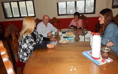 Se reunieron el Senador Torres, la Intendente Monjo y la Vicepresidente de la Caja de Jubilaciones y Pensiones de la Provincia, Dra. Judith Abreu Se reunieron el Senador Torres, la Intendente Monjo y la Vicepresidente de la Caja de Jubilaciones y Pensiones de la Provincia, Dra. Judith Abreu