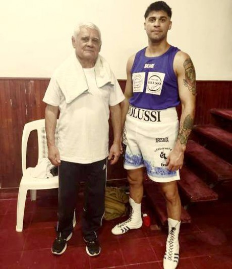 Agustn Colussi, promesa del boxeo de Villaguay se present en Coln
