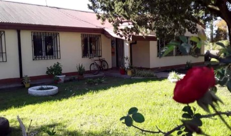 La Escuela N86 Coronel Brandsen invita a una Jornada solidaria