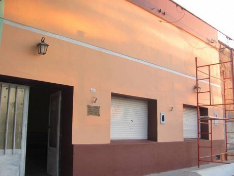 Contina el mantenimiento y puesta en valor de espacios pblicos en Villa Domnguez